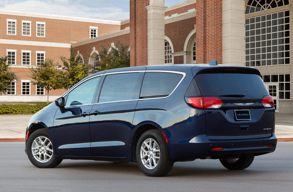Замена аккумулятора Chrysler Voyager