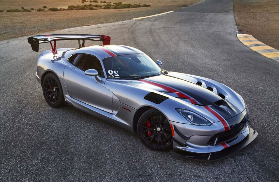 Замена аккумулятора Dodge Viper
