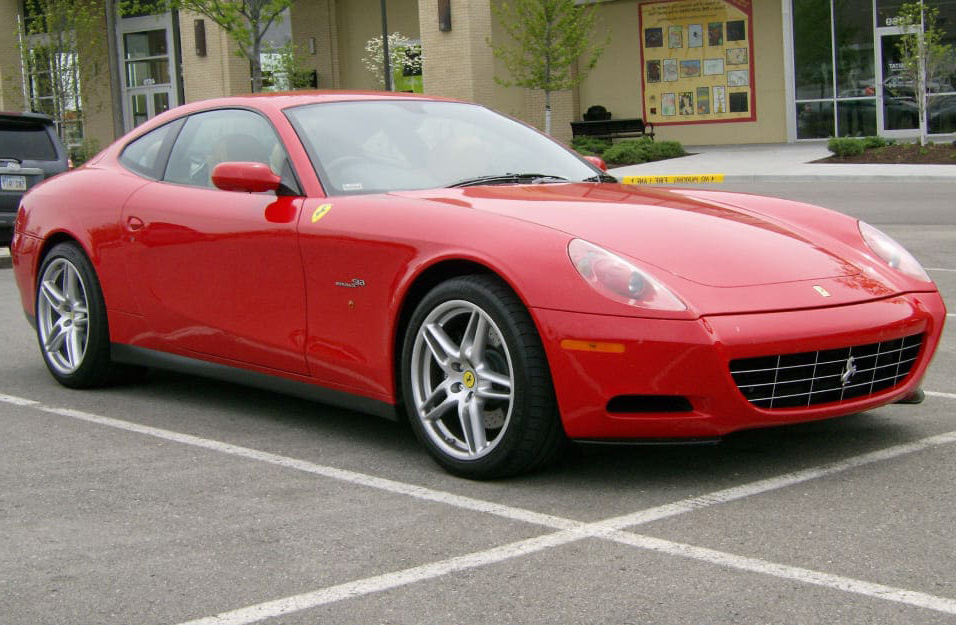 Замена аккумулятора Ferrari 612