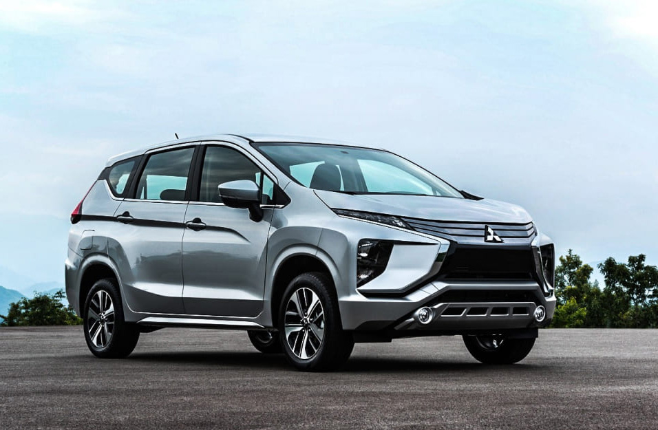 Замена аккумулятора Mitsubishi Xpander