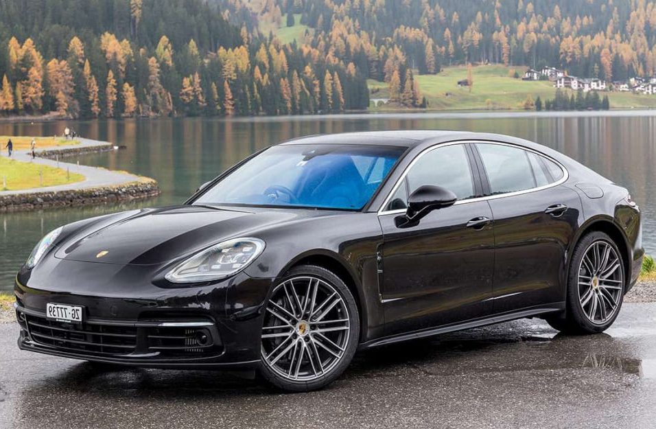 Замена аккумулятора Porsche Panamera